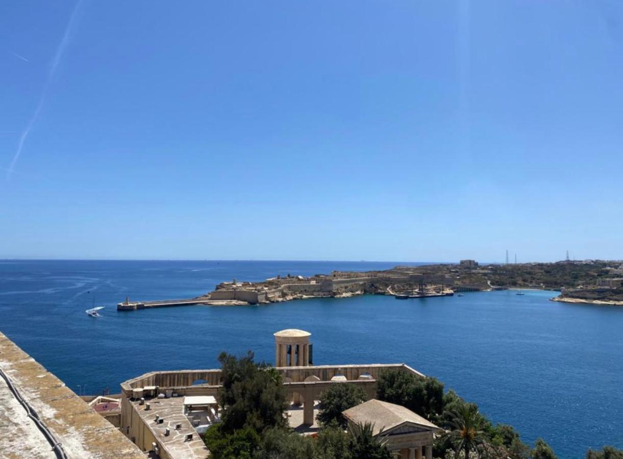 Superb 3 Bedroom Apartment In Valletta Dış mekan fotoğraf